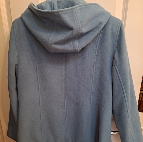 Jacket - Picture 2 of 3